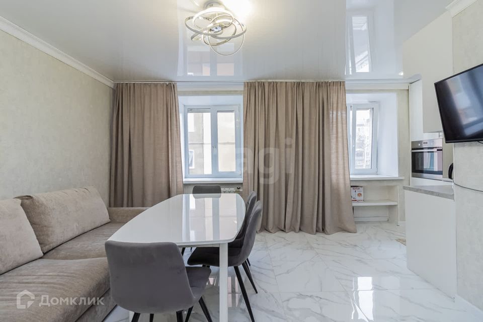 Продаётся 3-комнатная квартира, 67.8 м²