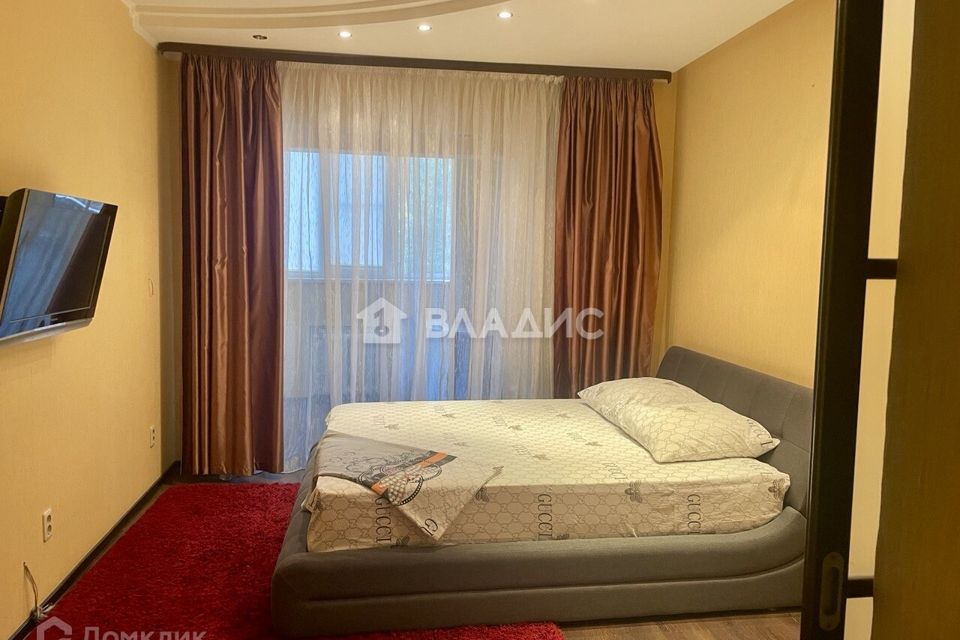 Сдаётся 1-комнатная квартира, 42 м²