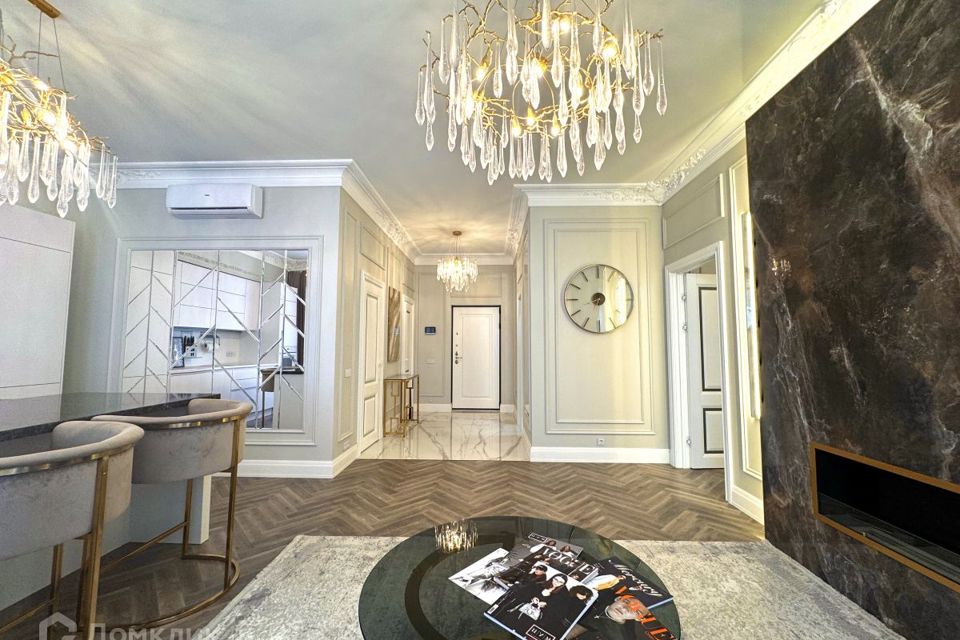 Сдаётся 2-комнатная квартира, 73.5 м²