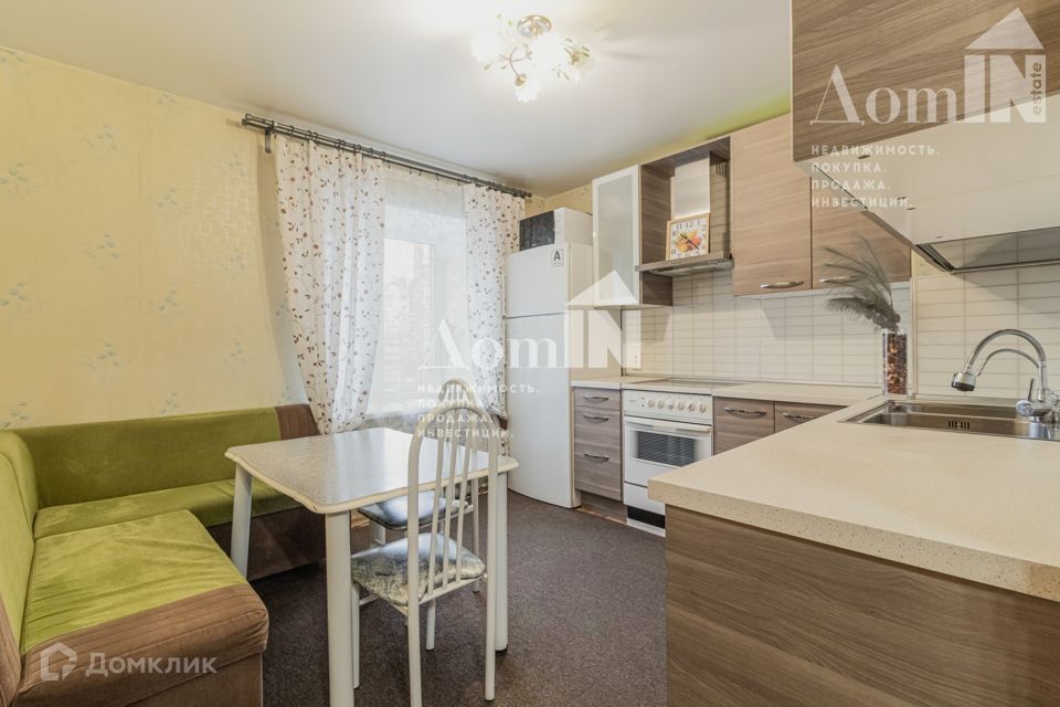 Продаётся 2-комнатная квартира, 61.2 м²