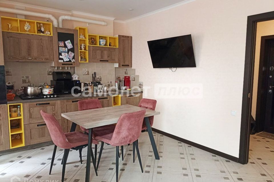 Продаётся 3-комнатная квартира, 75 м²