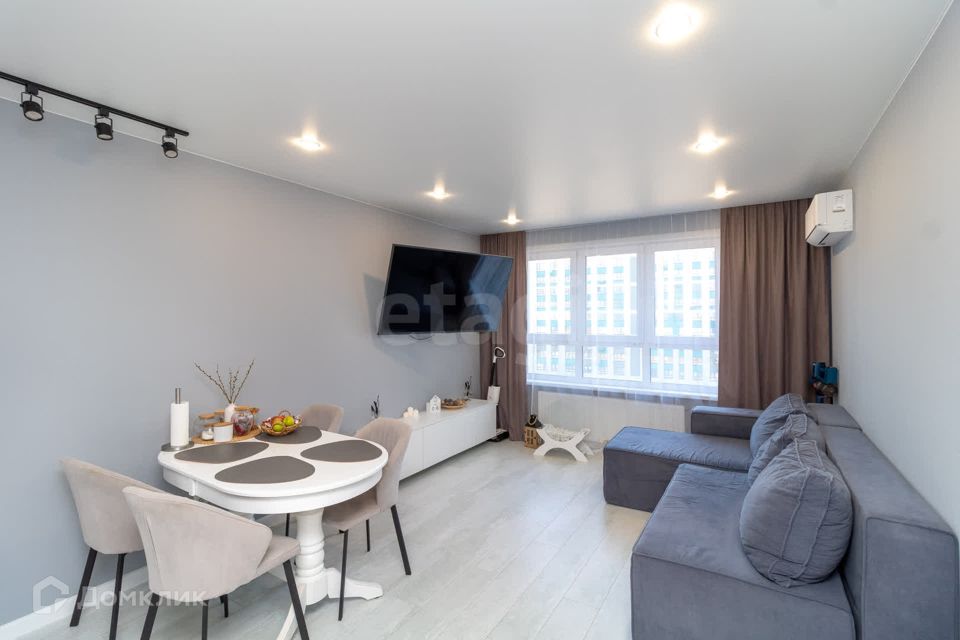 Продаётся 3-комнатная квартира, 90 м²