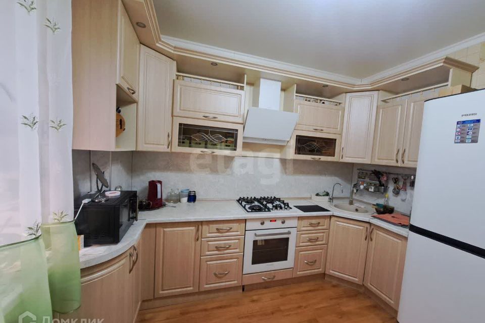 Продаётся 2-комнатная квартира, 68.7 м²