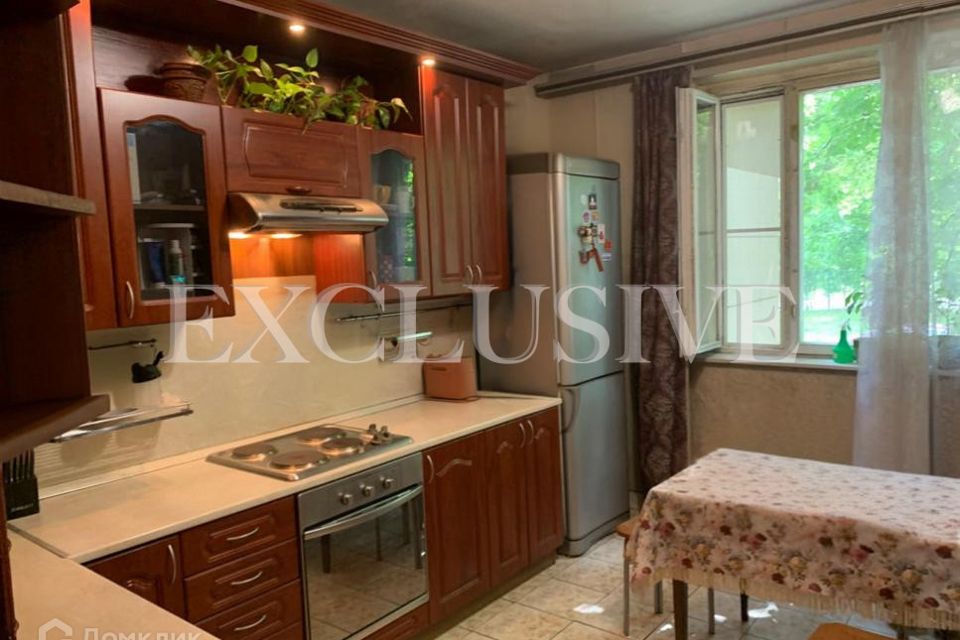 Продаётся 5-комнатная квартира, 101.4 м²