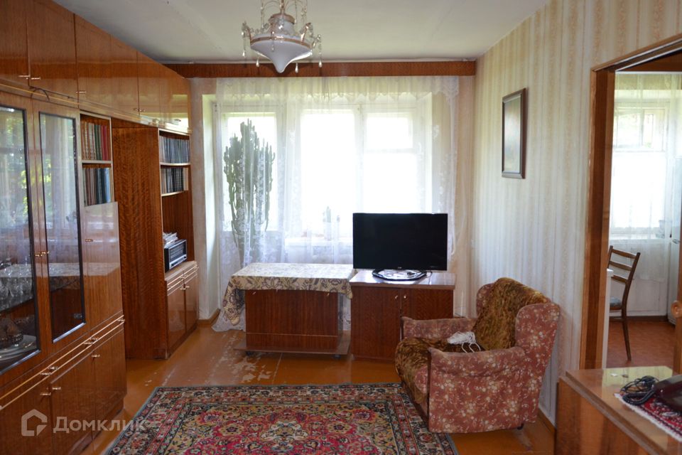 Продаётся 2-комнатная квартира, 42.3 м²