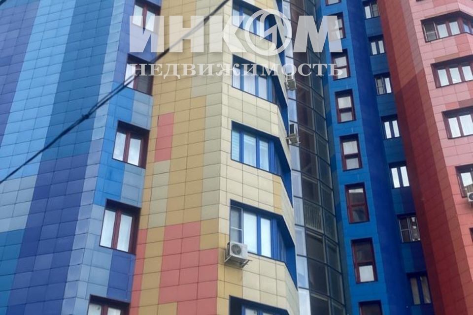 Продаётся 1-комнатная квартира, 42 м²