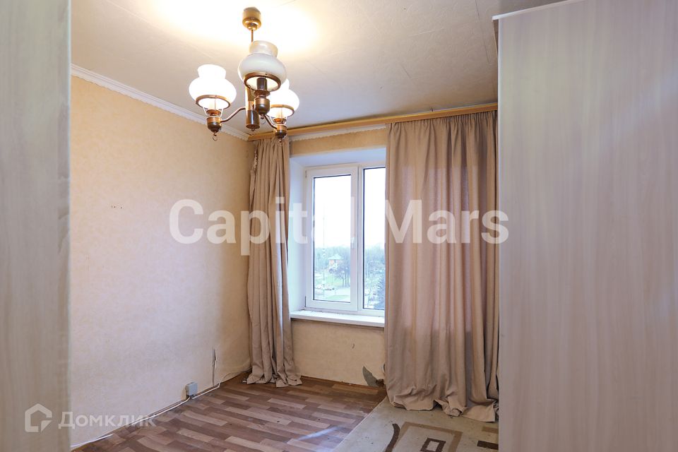 Продаётся 4-комнатная квартира, 65 м²