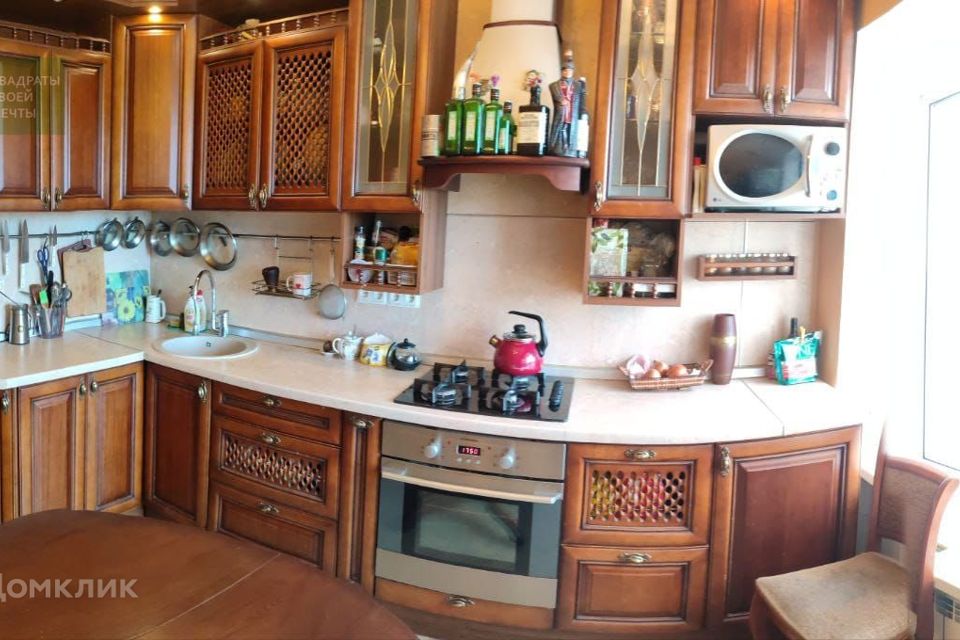 Продаётся 2-комнатная квартира, 72.1 м²