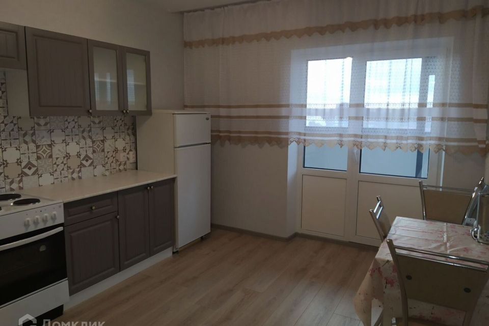 Сдаётся 2-комнатная квартира, 57 м²