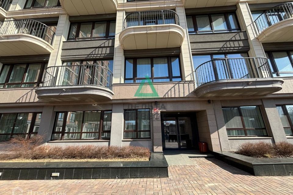Продаётся 3-комнатная квартира, 122 м²