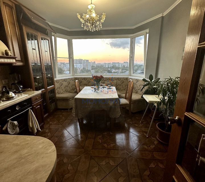 Продаётся 3-комнатная квартира, 80 м²