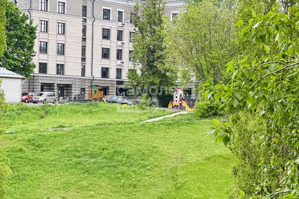Продаётся 1-комнатная квартира, 52.4 м²