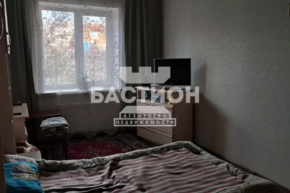 Продаётся 2-этажный дом, 270 м²