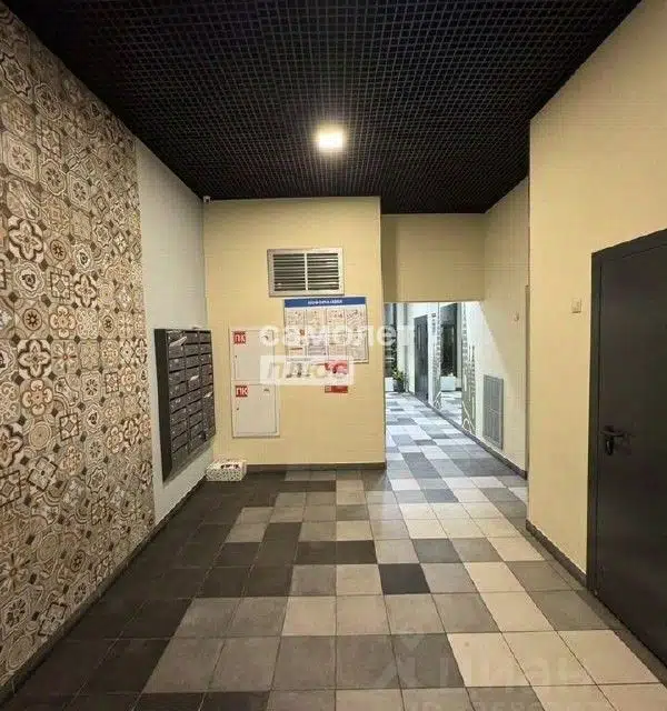 Продаётся 1-комнатная квартира, 41.3 м²