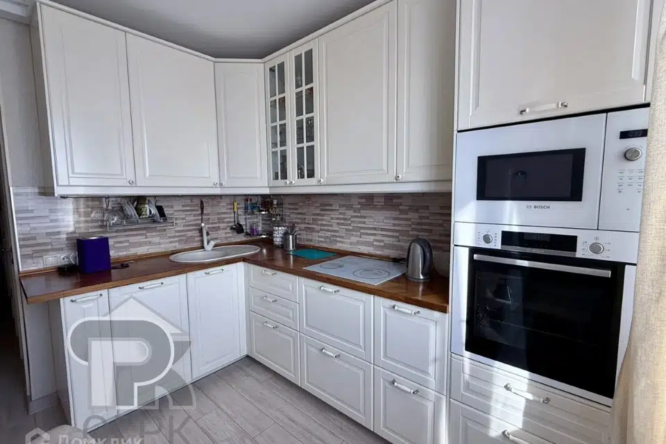 Продаётся 3-комнатная квартира, 72.1 м²