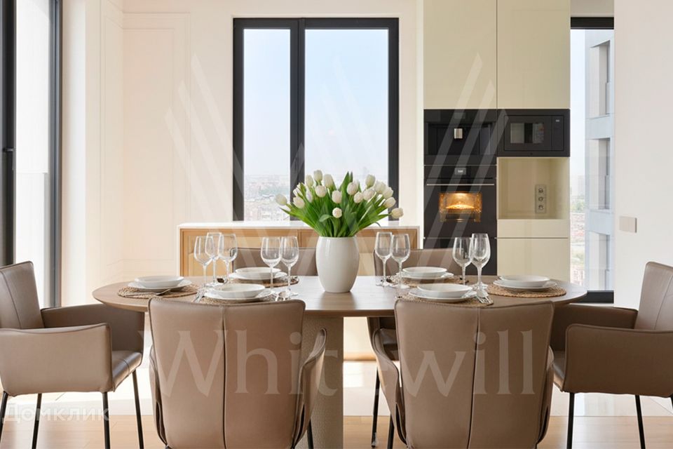 Продаётся 4-комнатная квартира, 121 м²