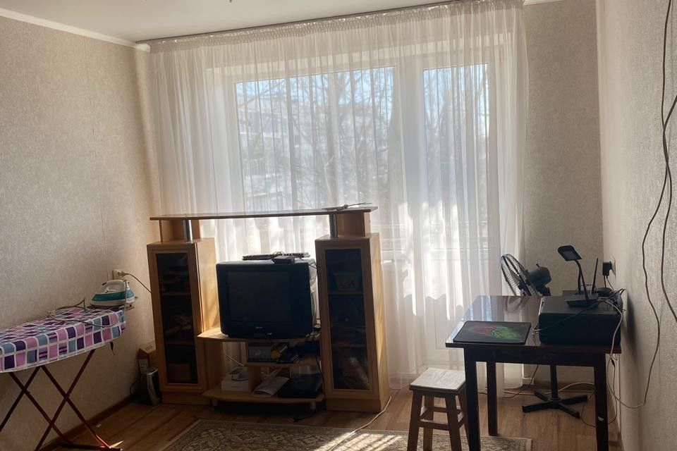 Продаётся 1-комнатная квартира, 32 м²