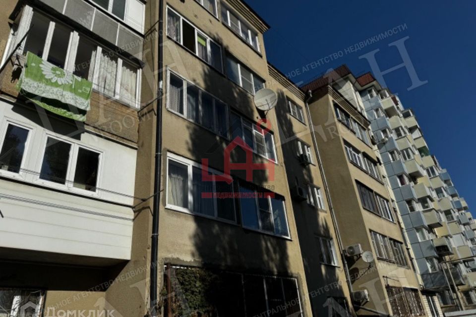 Продаётся 3-комнатная квартира, 65 м²