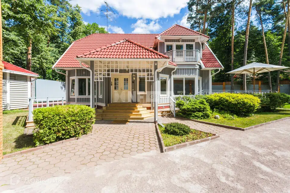 Продаётся 2-этажный дом, 230 м²