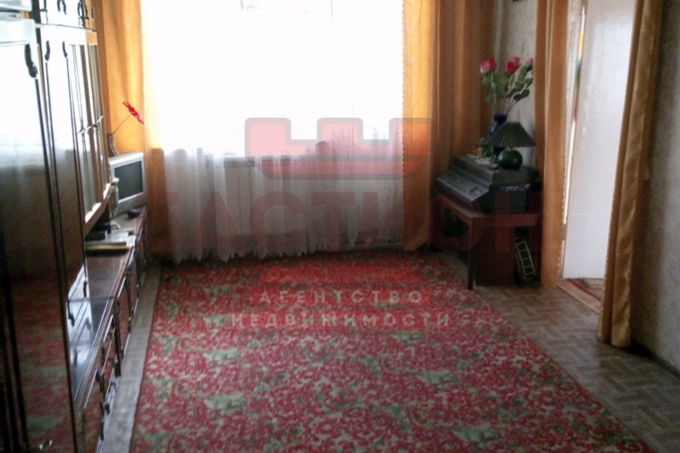 Продаётся 4-комнатная квартира, 72 м²