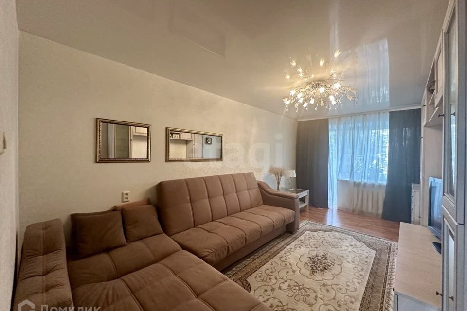 Продаётся 3-комнатная квартира, 59.4 м²