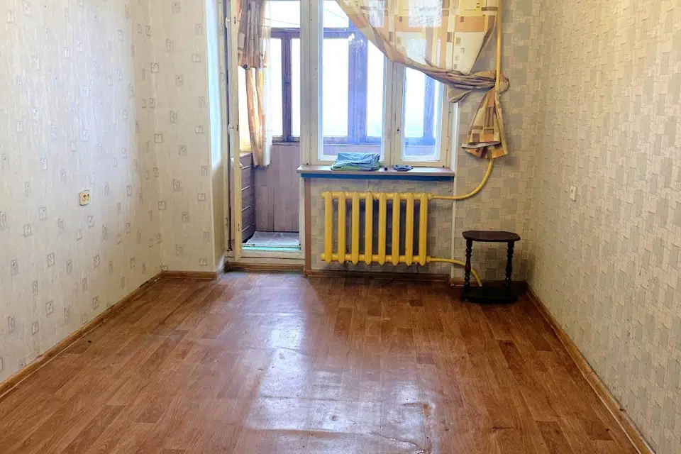 Продаётся комната в 6-комн. квартире, 13 м²