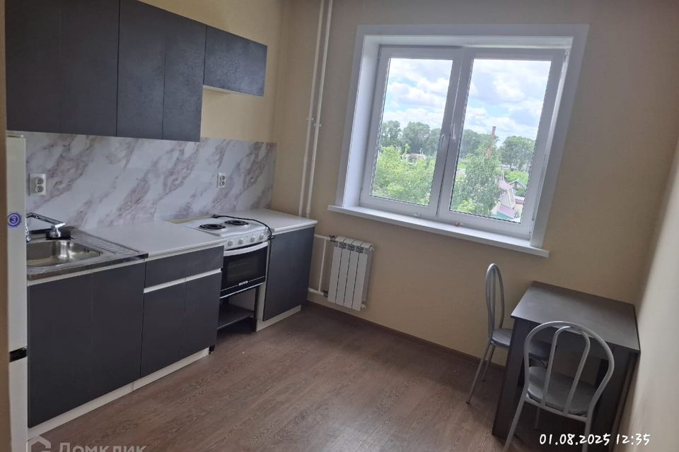 Сдаётся 2-комнатная квартира, 60.6 м²