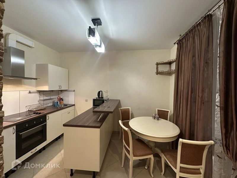 Продаётся 1-комнатная квартира, 41.3 м²