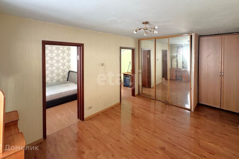 Продаётся 3-комнатная квартира, 47.5 м²