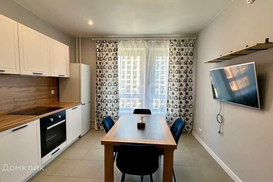 Сдаётся 2-комнатная квартира, 59.7 м²