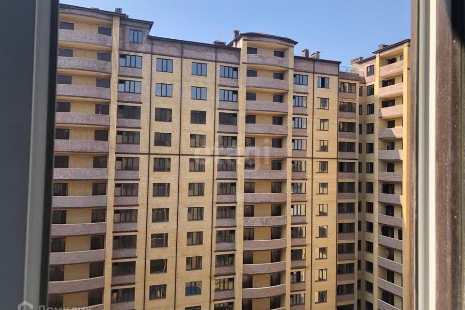 Продаётся 2-комнатная квартира, 76.2 м²