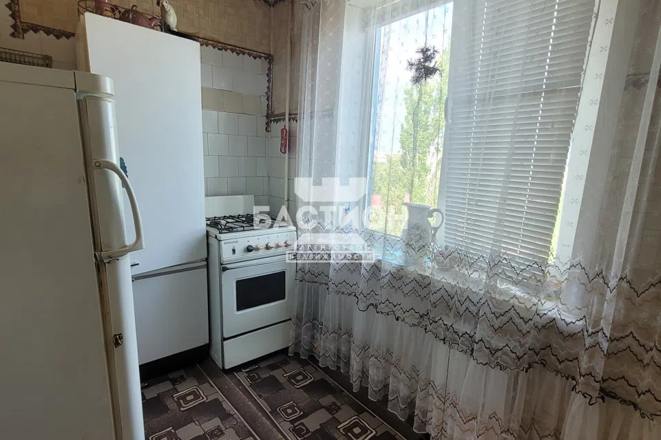 Продаётся 3-комнатная квартира, 52.9 м²