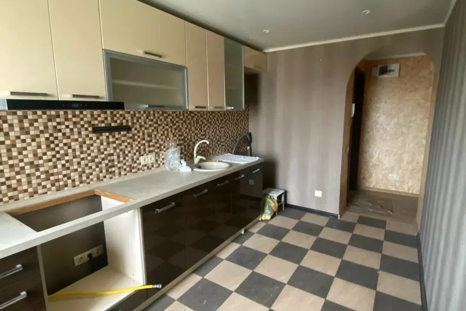 Продаётся 3-комнатная квартира, 74 м²