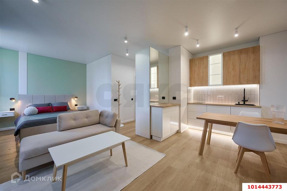 Продаётся 1-комнатная квартира, 38 м²