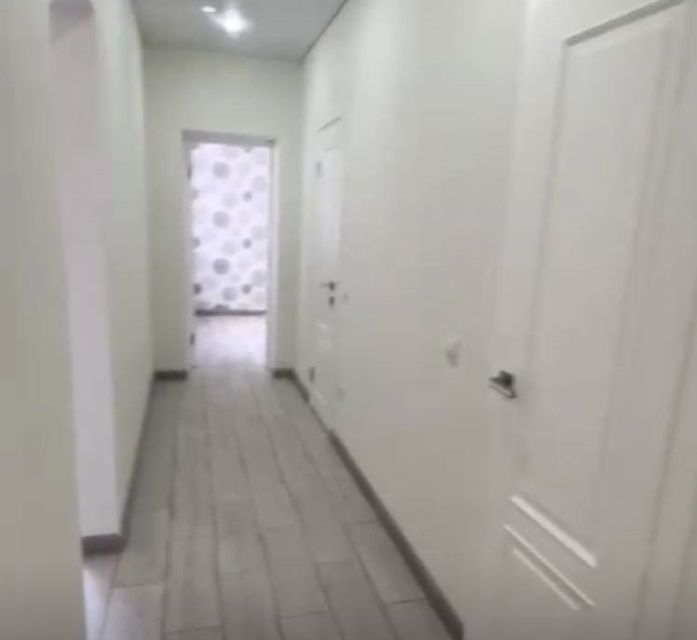 Продаётся 2-комнатная квартира, 60 м²