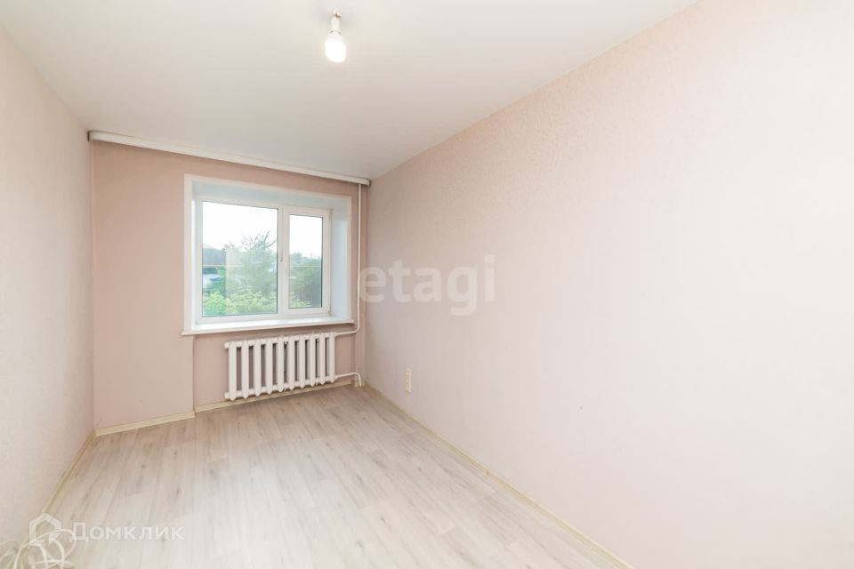 Продаётся 4-комнатная квартира, 77 м²