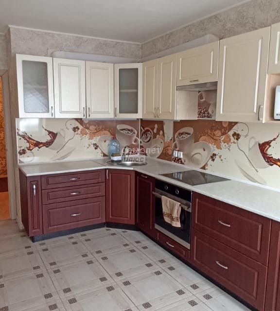 Продаётся 3-комнатная квартира, 67.5 м²