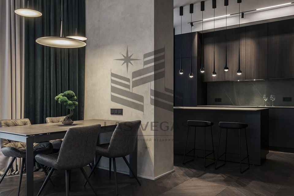 Сдаётся 3-комнатная квартира, 87 м²