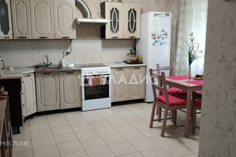 Продаётся 1-комнатная квартира, 50.6 м²