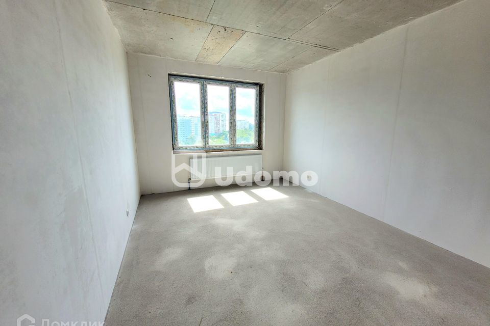 Продаётся 1-комнатная квартира, 41.9 м²