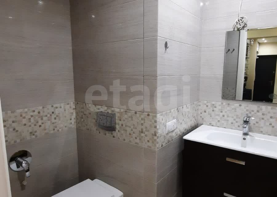 Продаётся 3-комнатная квартира, 63 м²