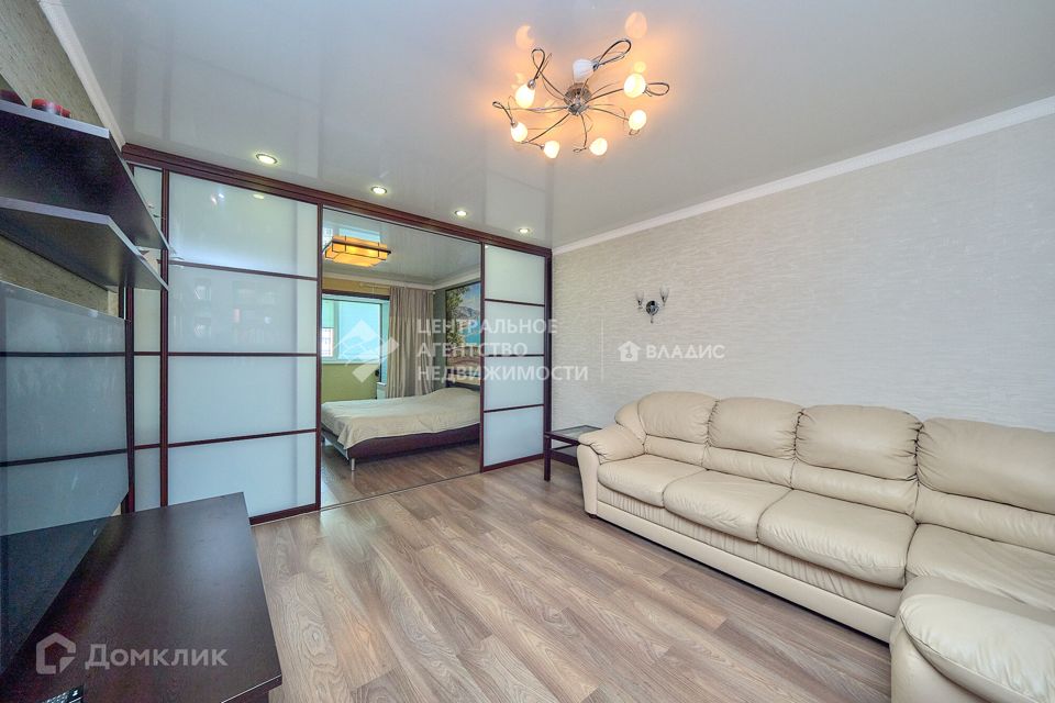 Продаётся 2-комнатная квартира, 76.8 м²