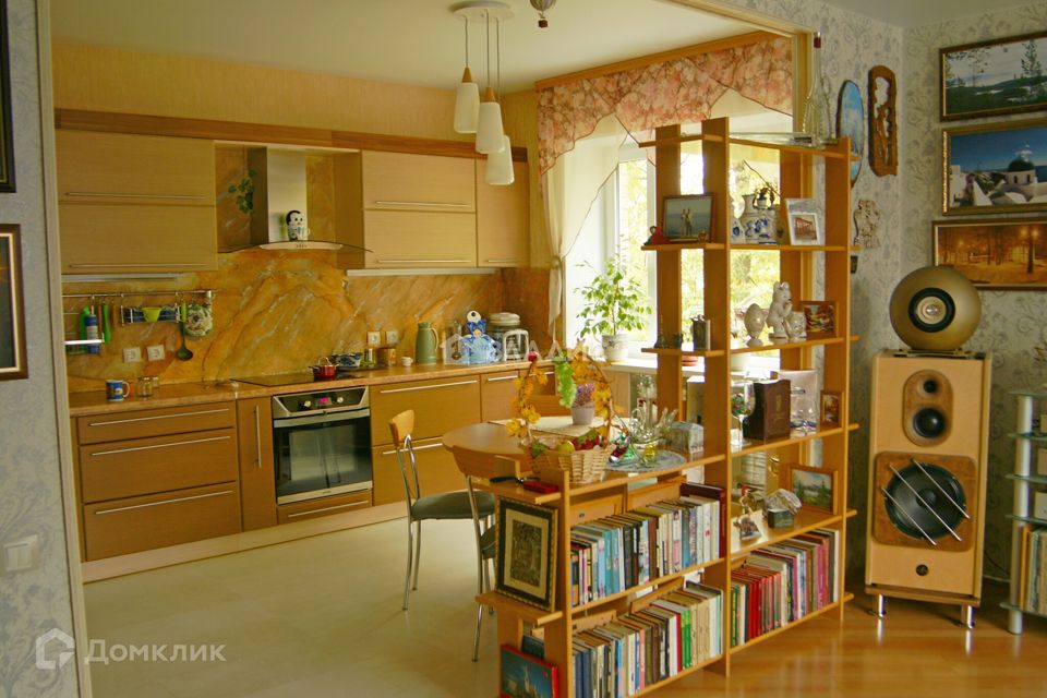 Продаётся 3-комнатная квартира, 94.9 м²