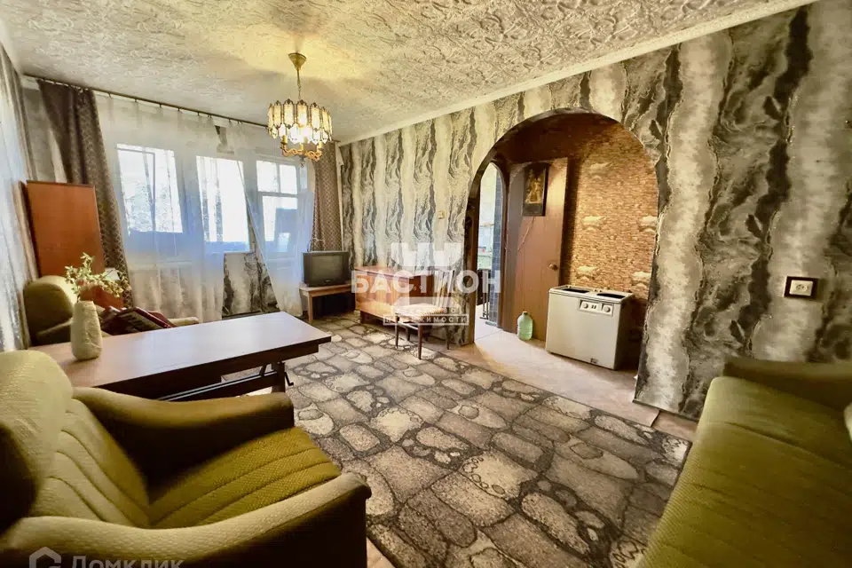 Продаётся 3-комнатная квартира, 59.4 м²