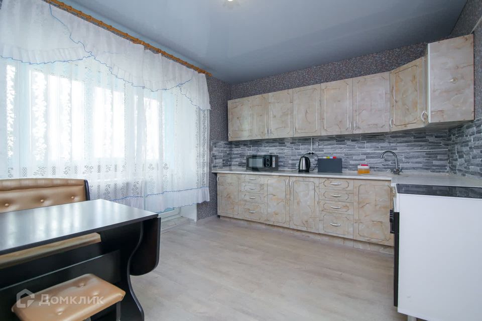 Продаётся 2-комнатная квартира, 84 м²