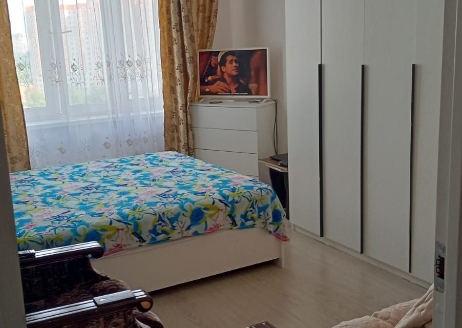 Сдаётся 2-комнатная квартира, 56 м²