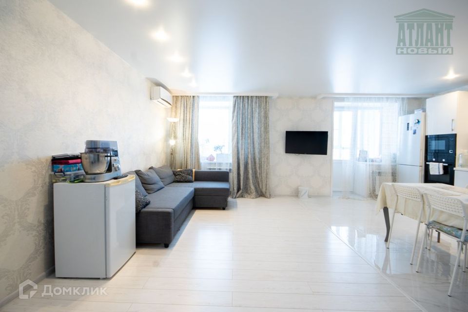 Продаётся 3-комнатная квартира, 72 м²