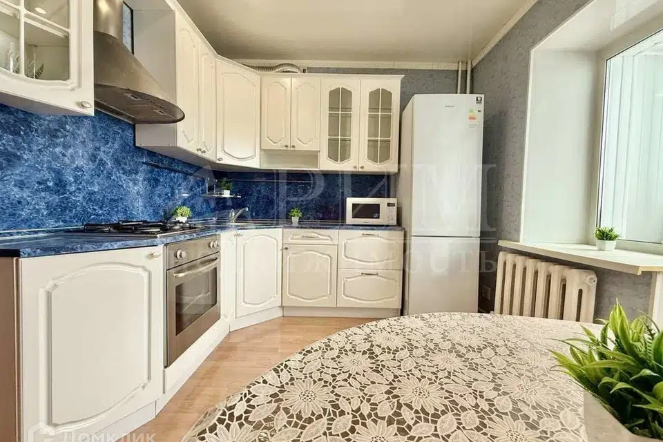 Продаётся 1-комнатная квартира, 48.7 м²