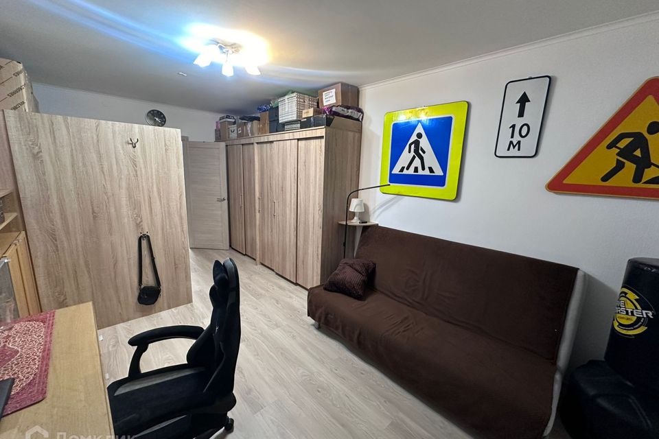 Продаётся 1-комнатная квартира, 42.7 м²