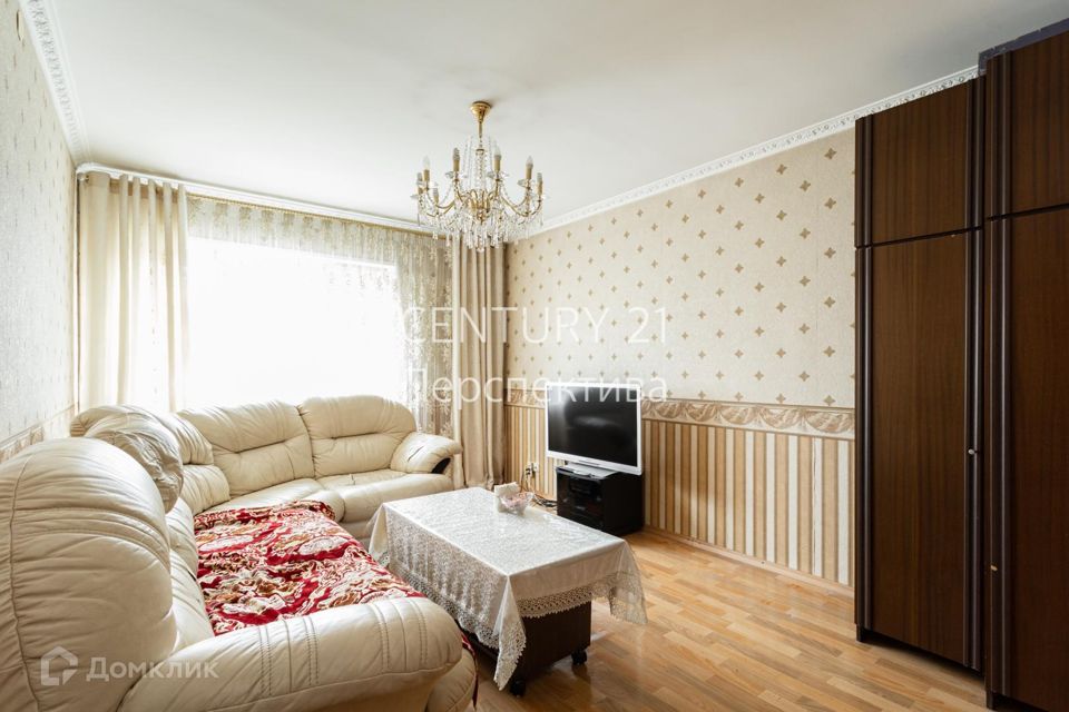 Продаётся 4-комнатная квартира, 70.5 м²